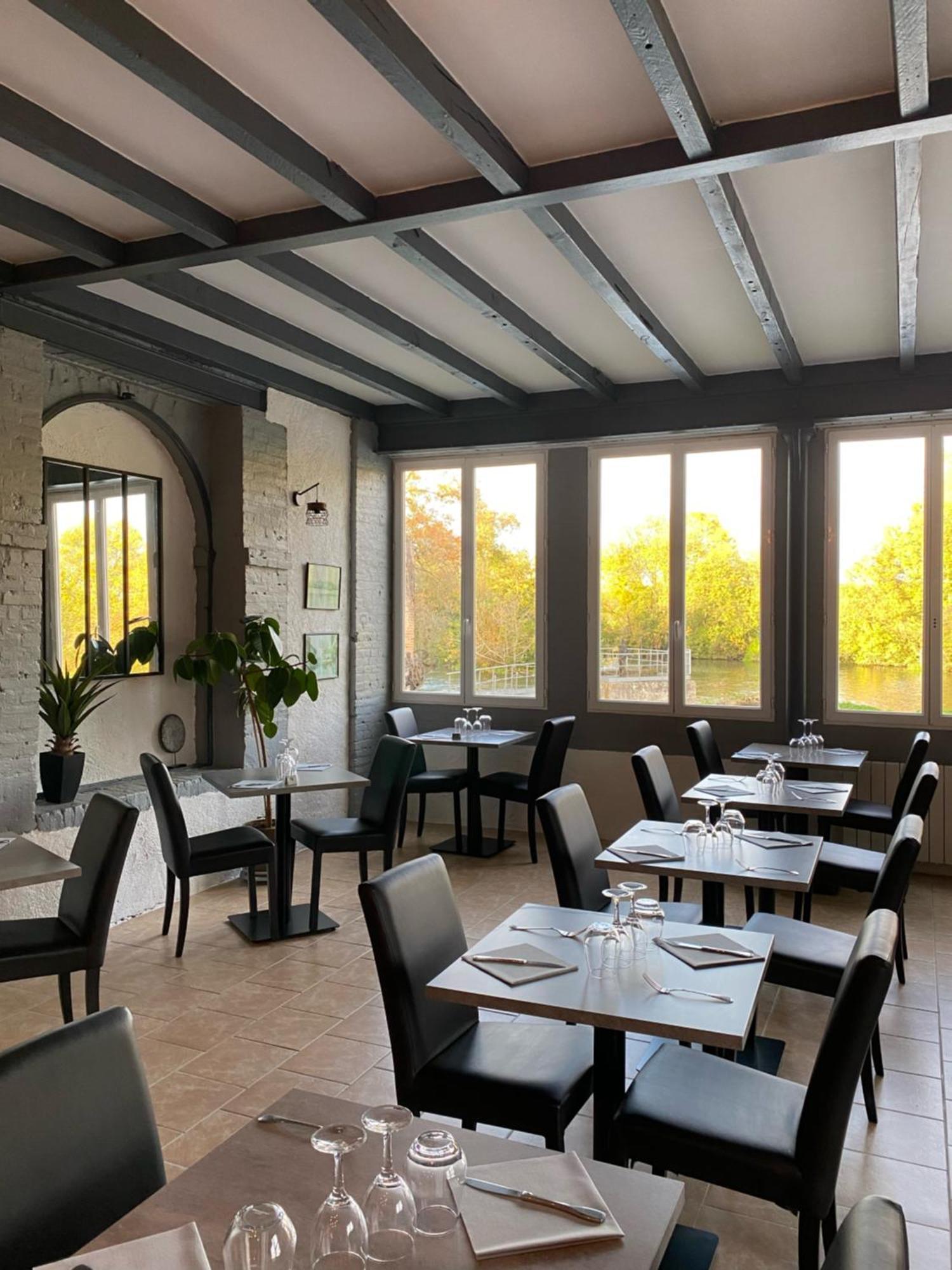 Domaine De La Courbe Hotel & Spa Le Lude Εξωτερικό φωτογραφία
