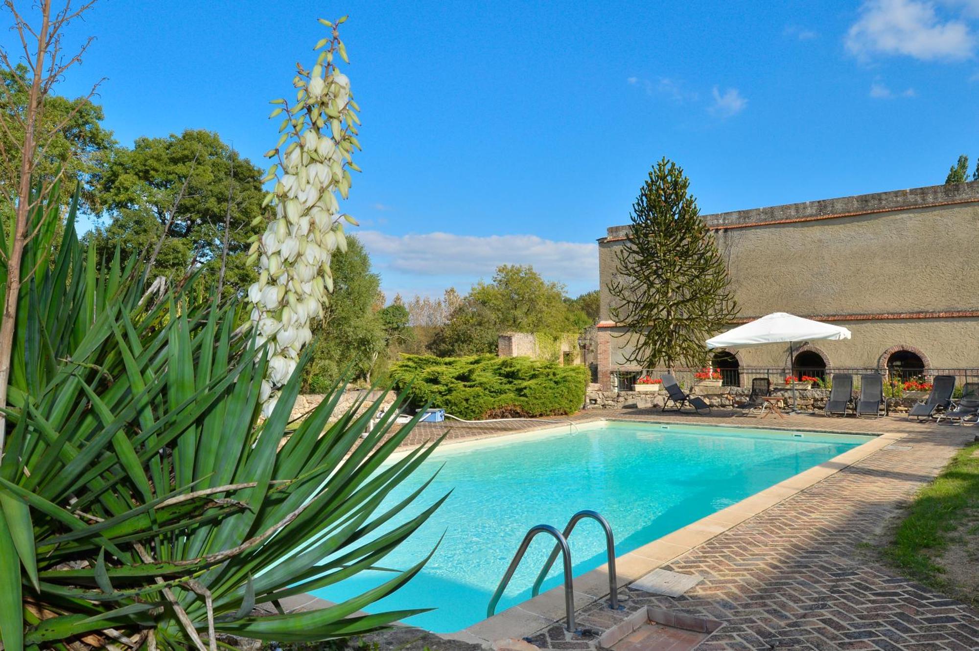 Domaine De La Courbe Hotel & Spa Le Lude Εξωτερικό φωτογραφία