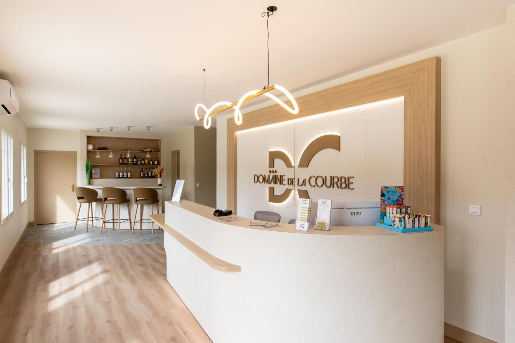 Domaine De La Courbe Hotel & Spa Le Lude Εξωτερικό φωτογραφία